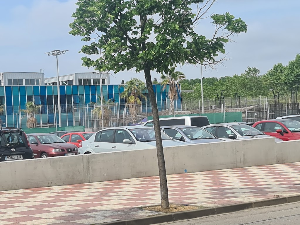 Av. del Rieral, 24 Parking