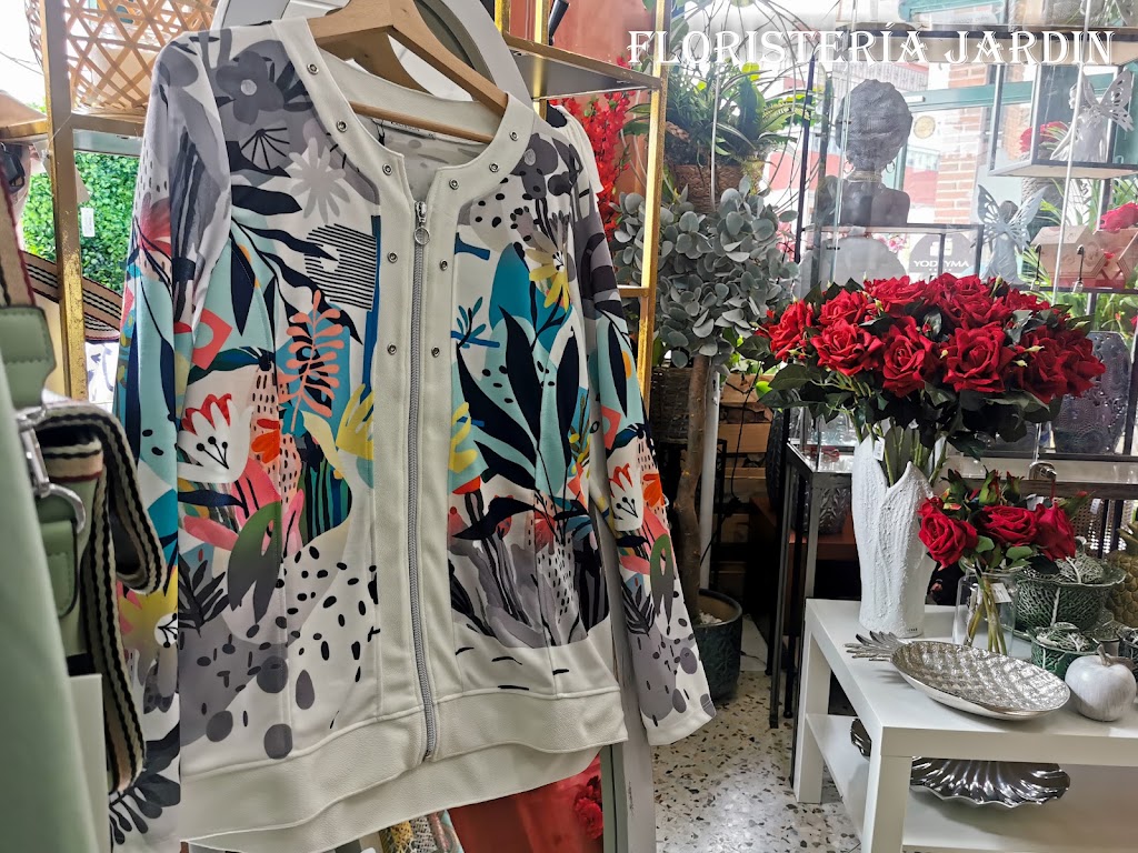 Floristeria, Regalos y Decoracion - Jardin de Flor — Todas
