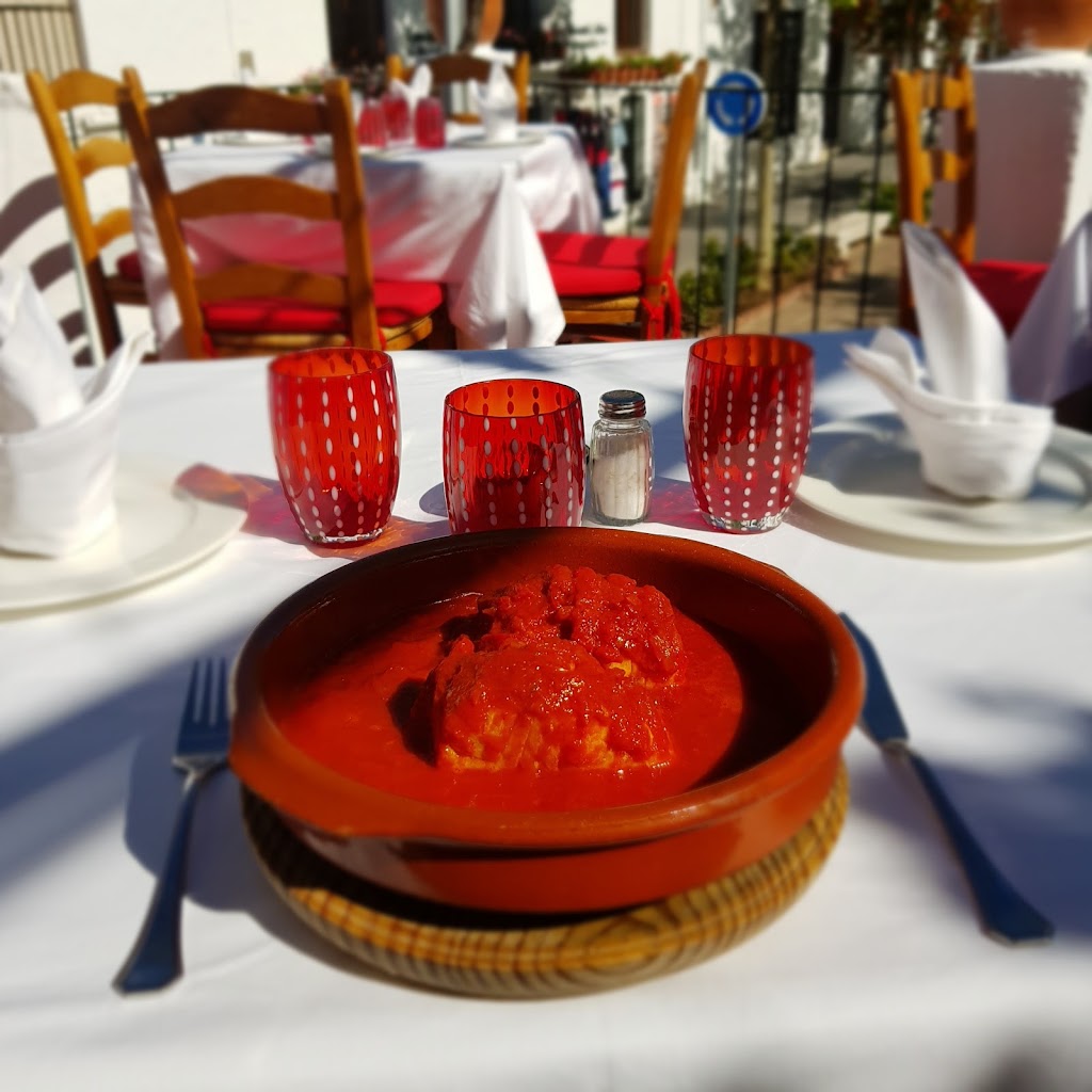 Restaurante El Mirlo Blanco — Comida y bebida