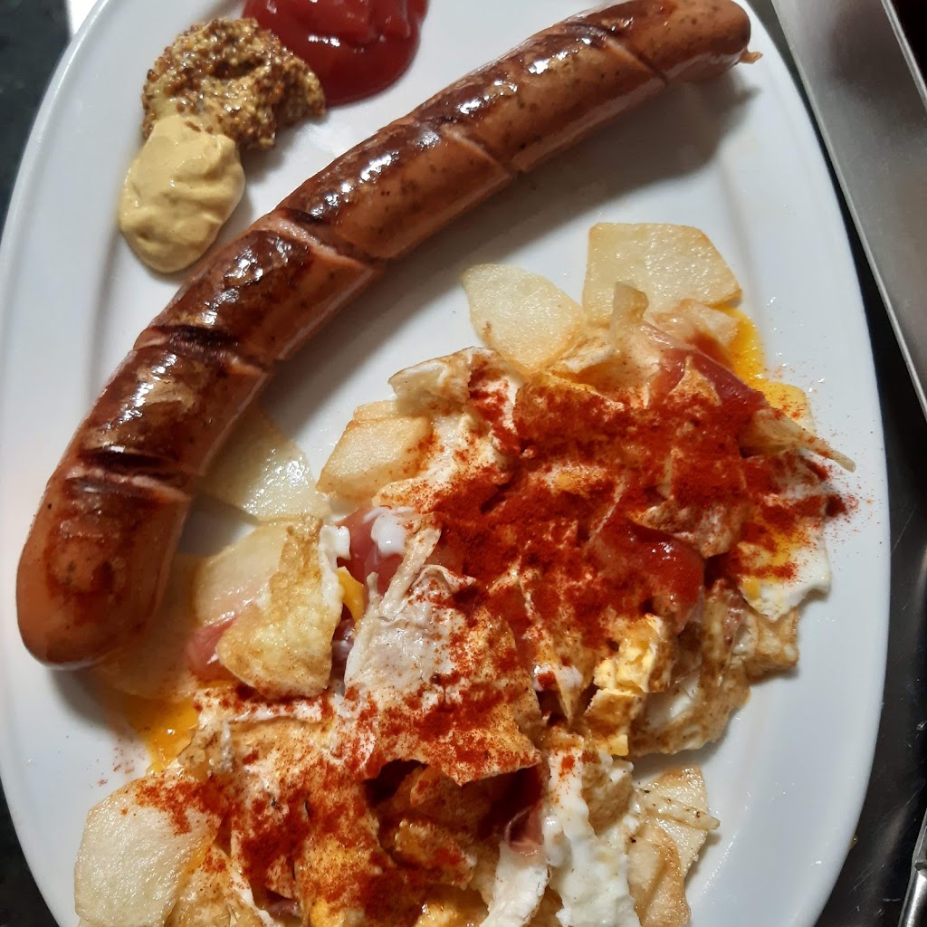 Cerveceria La Ciguena — Bratwurst