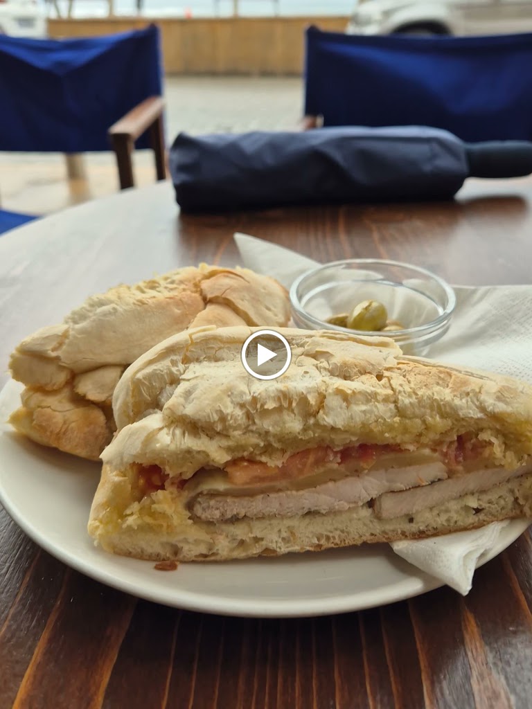 Cafe Bar Es Vaixell — Videos