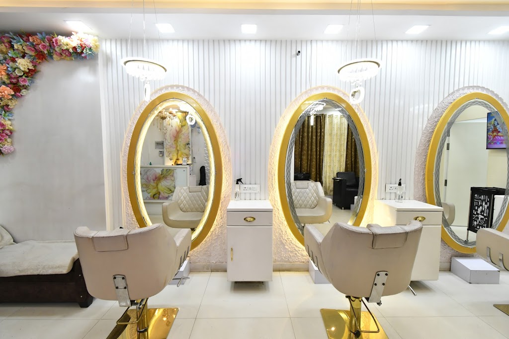 Riddhi Makeover Salon Academy