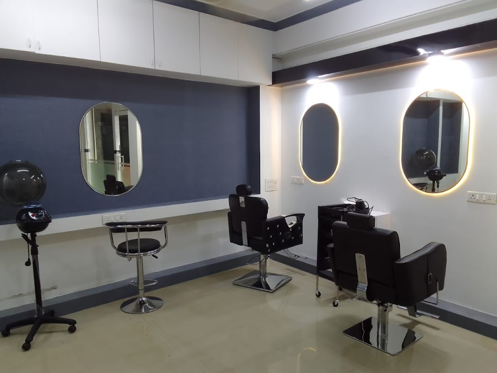 Euro Girl Beauty Parlour