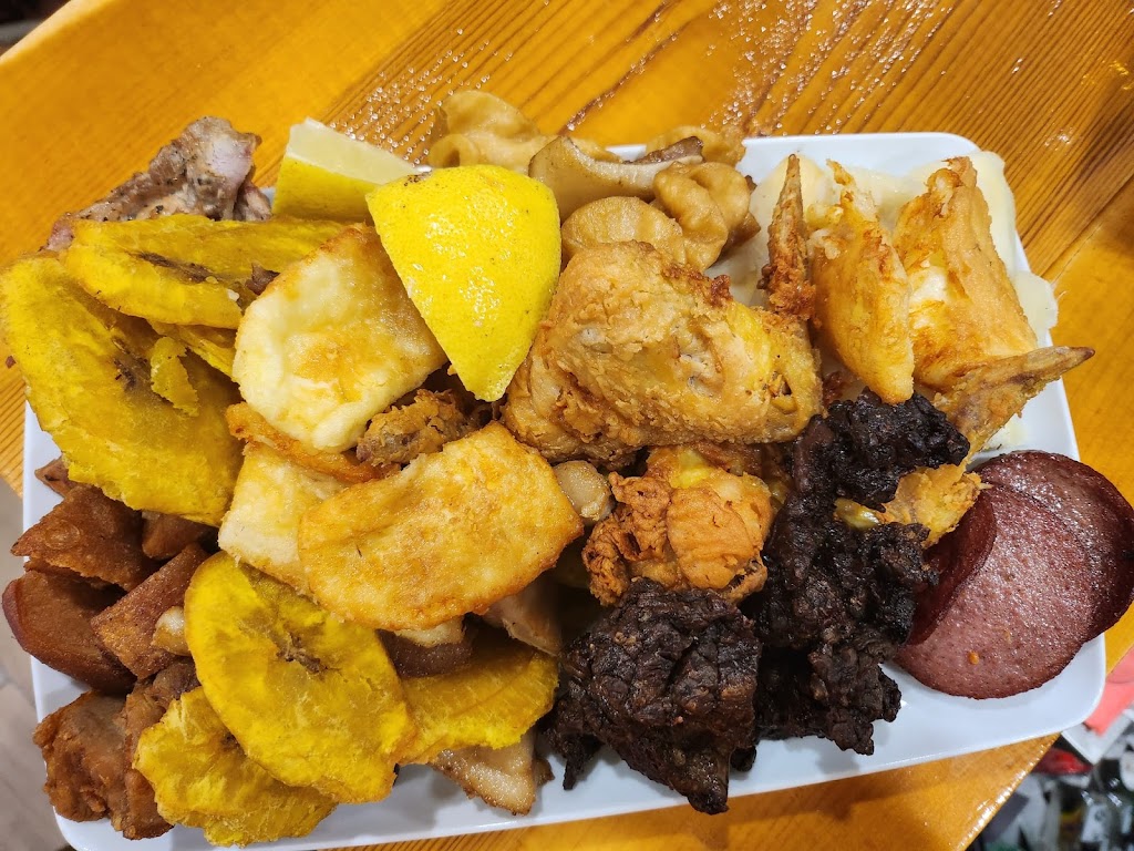 Las Delicias de Belkis — Comida y bebida