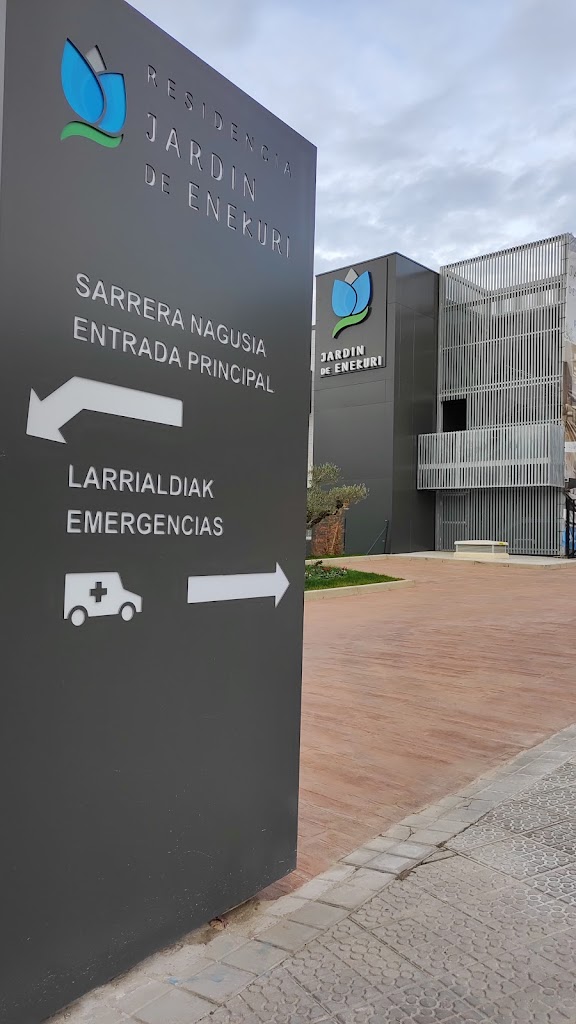 Gran Residencia Jardin de Enekuri, Concertados con Diputacion — De los visitantes