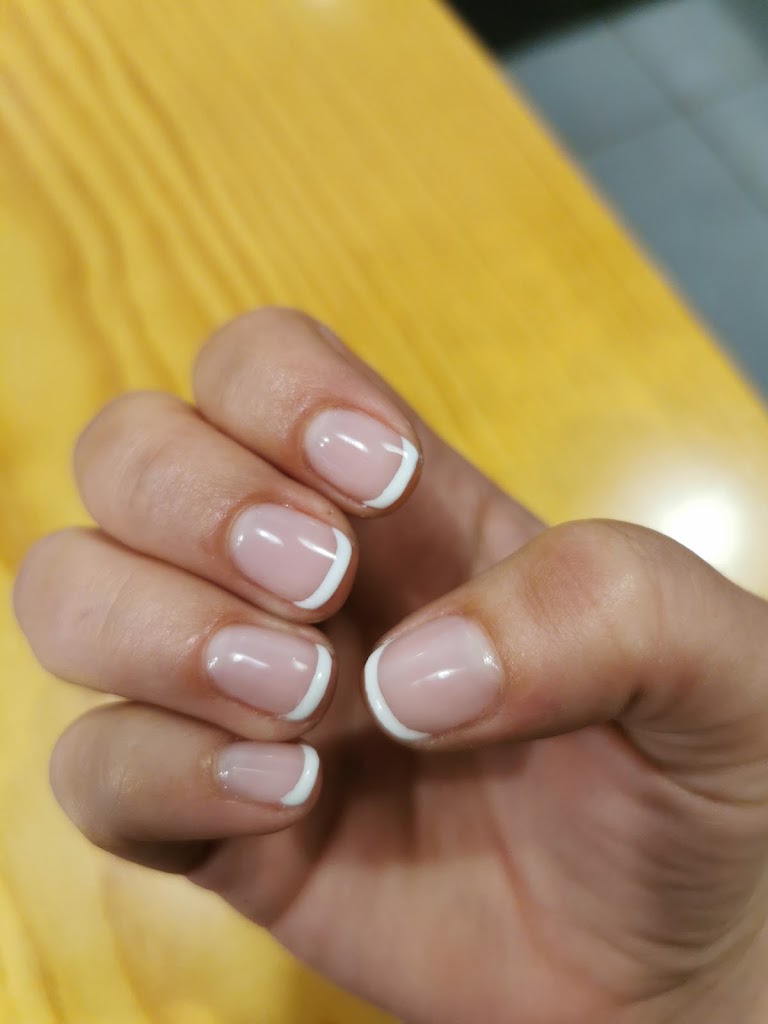 Veronica Espinosa — Manicura