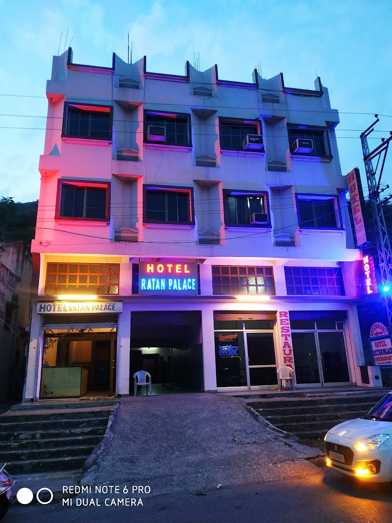 Hotel Ratan Palace