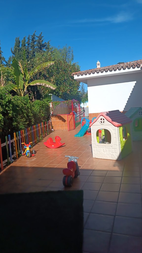 Escuela Infantil Colorines'House — Del propietario