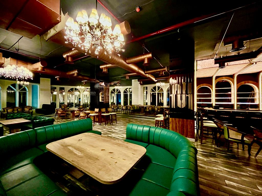 D3 Kitchen Bar