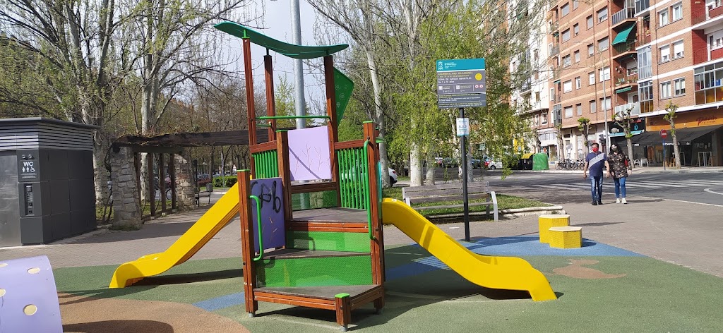Parque infantil 212