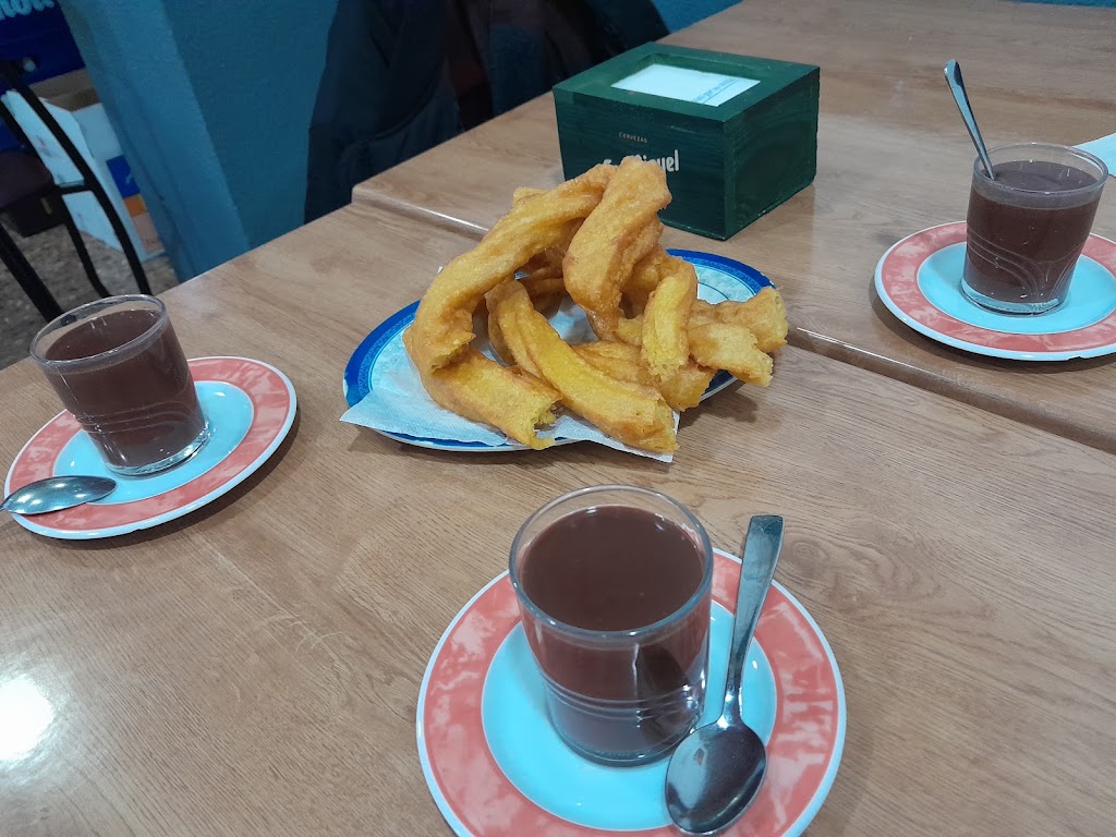 Bar.Chocolateria Pepe — Comida y bebida