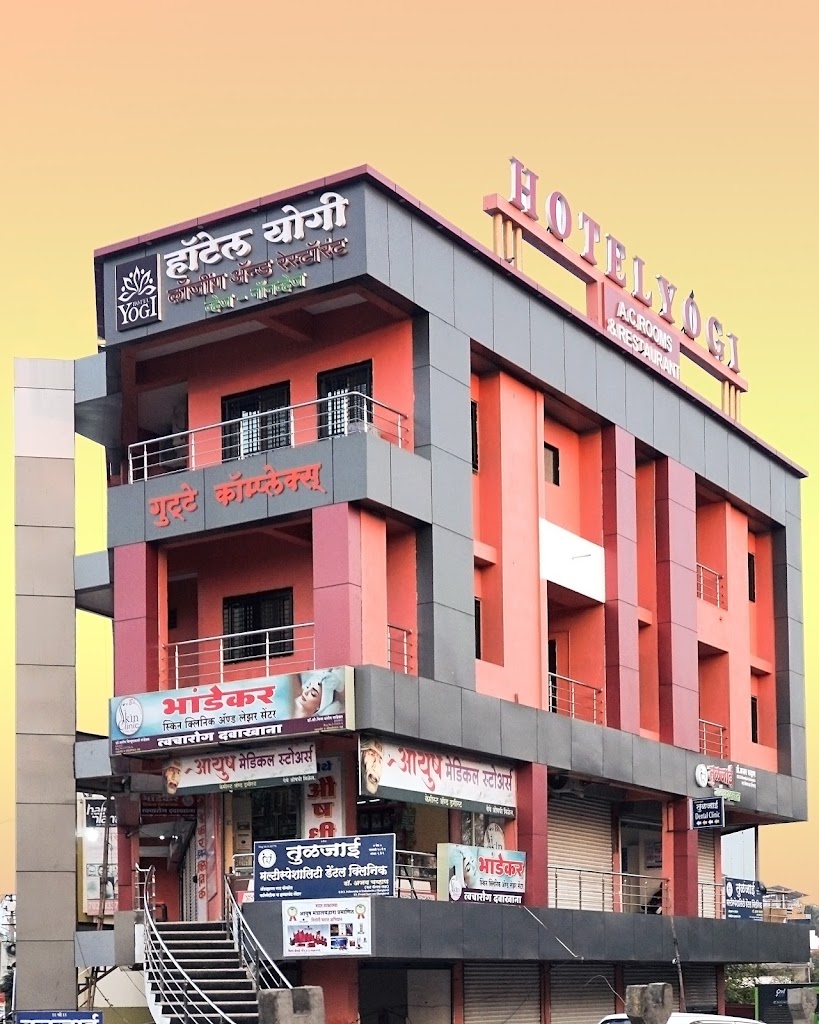 Hotel Yogi