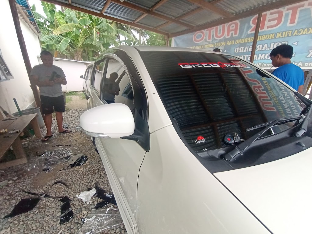 Master auto .pusat kaca film & poles body murah