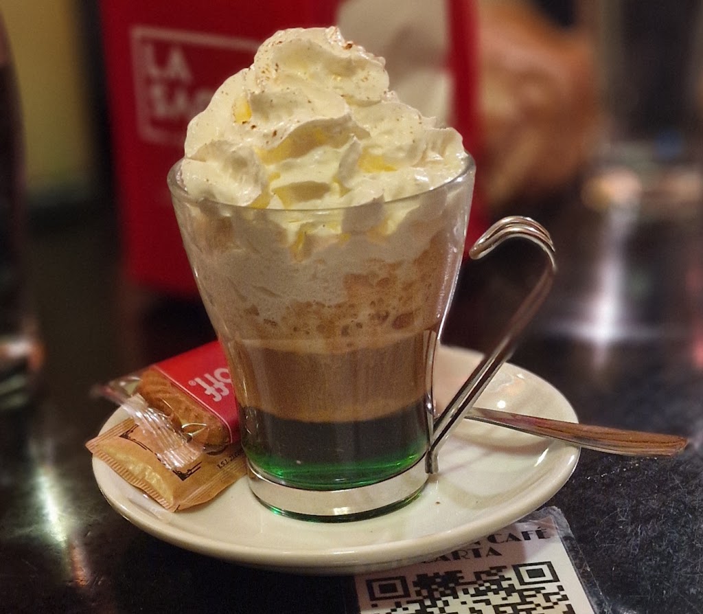 Cafe El Violin — Comida y bebida