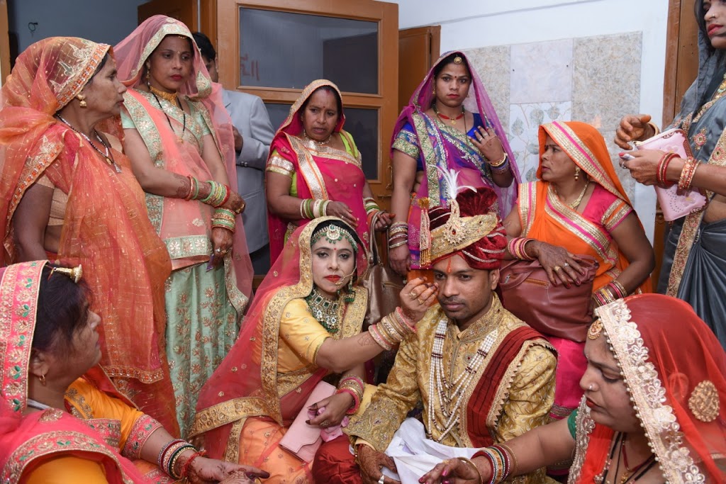 Garima Beauty Parlour