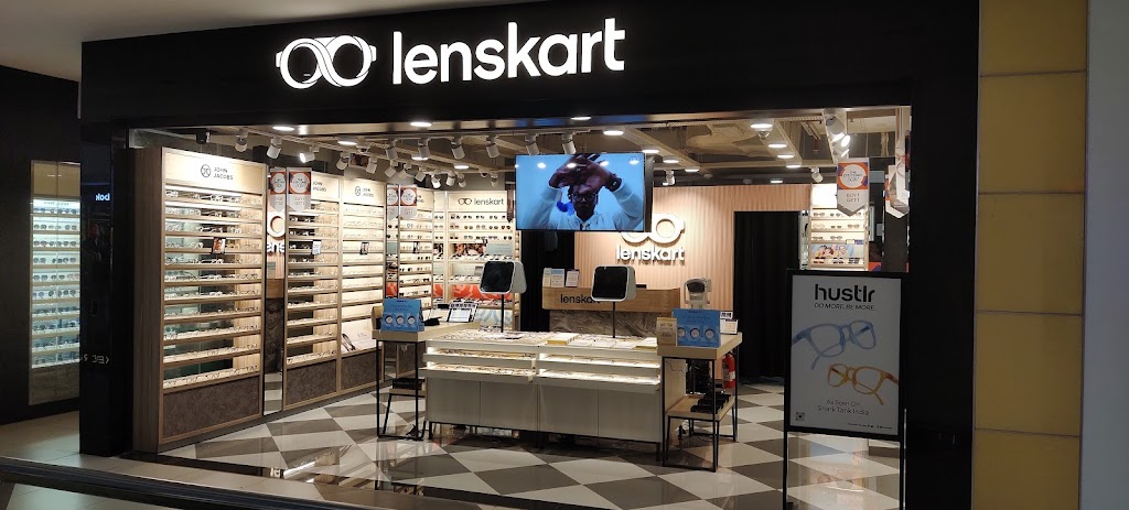 Lenskart Com At Db Mall Gwalior
