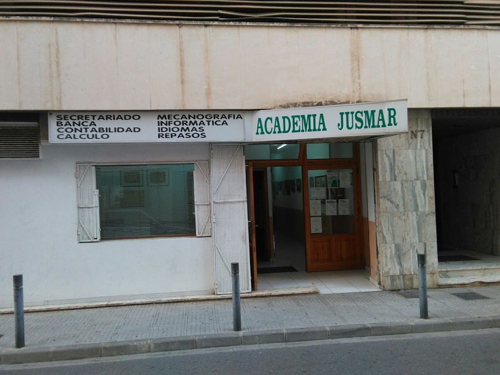 "Jusmar", Academia de Oposiciones a Policia Nacional.