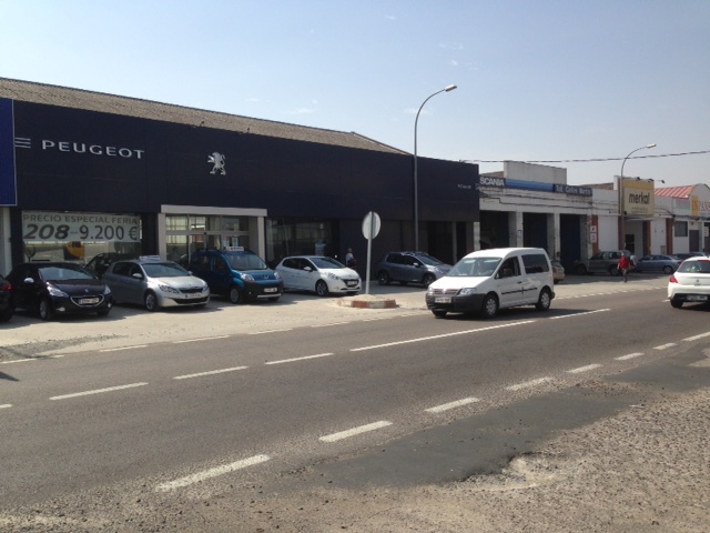 Concesionario Peugeot EXTRECAR Plasencia