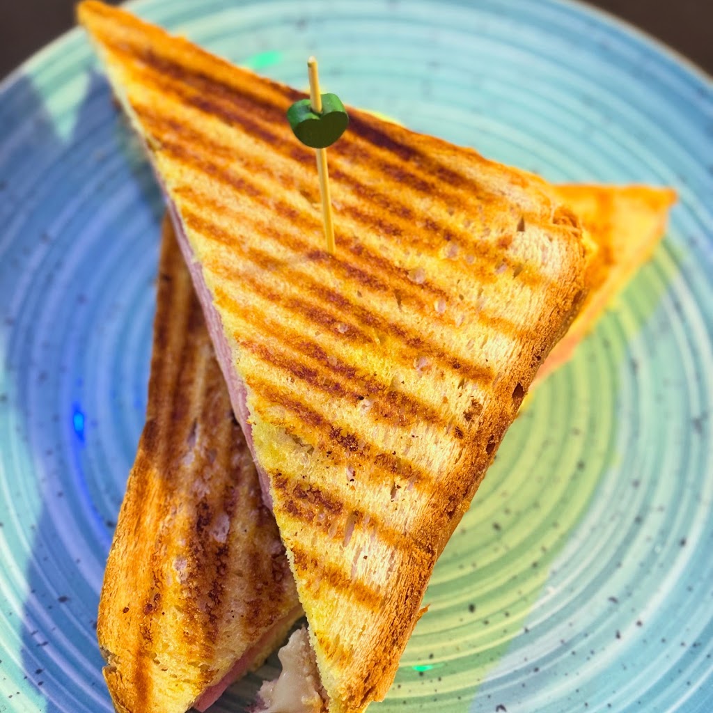 Bella Vida Coffee-Bar — Comida y bebida