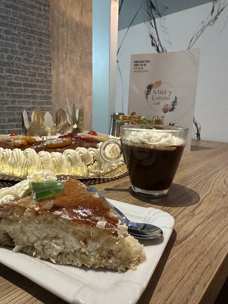 Miel y Limon cafe — Comida y bebida