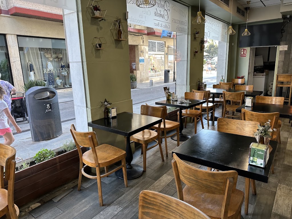 Dulce Camila (Coffee & Beer) — Ambiente