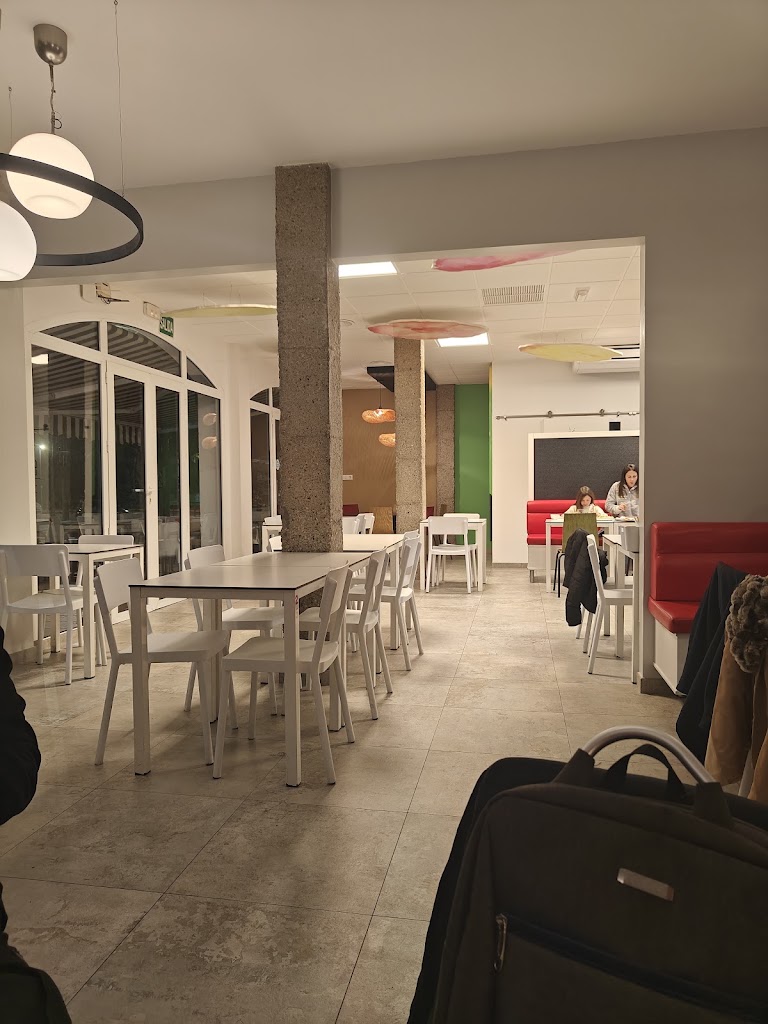 Pink Pepper — Ambiente