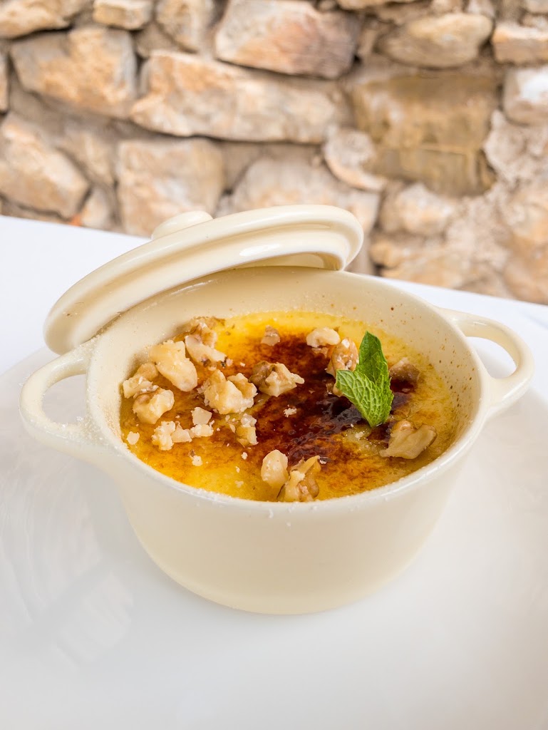 Restaurante DRoca — Comida y bebida