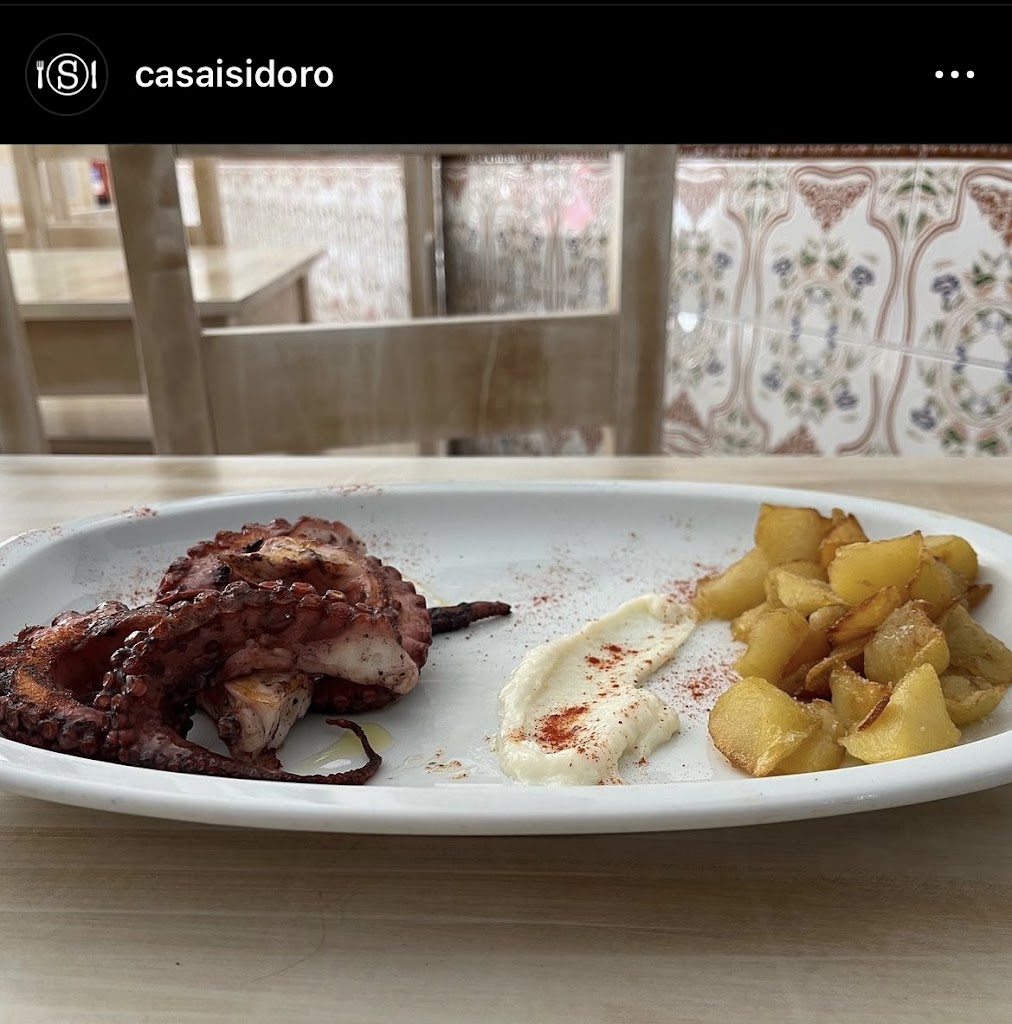 Bar Restaurant Casa Isidoro — Comida y bebida