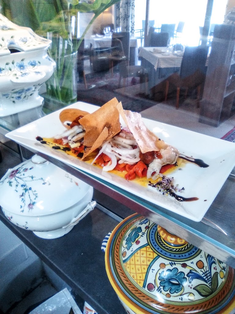 La Atalaya de Mayte — Comida y bebida