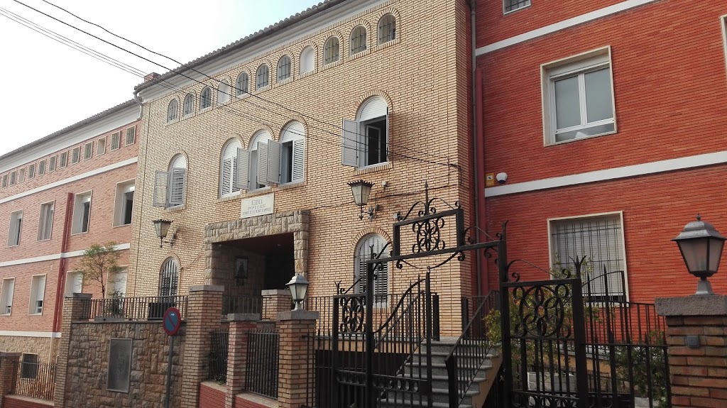 Hogar de Ancianos En Requena Hermanitas Ancianos Desamparados Prov. Sagrado Corazon