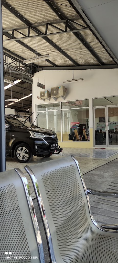 Bodi & Cat Selamat Toyota