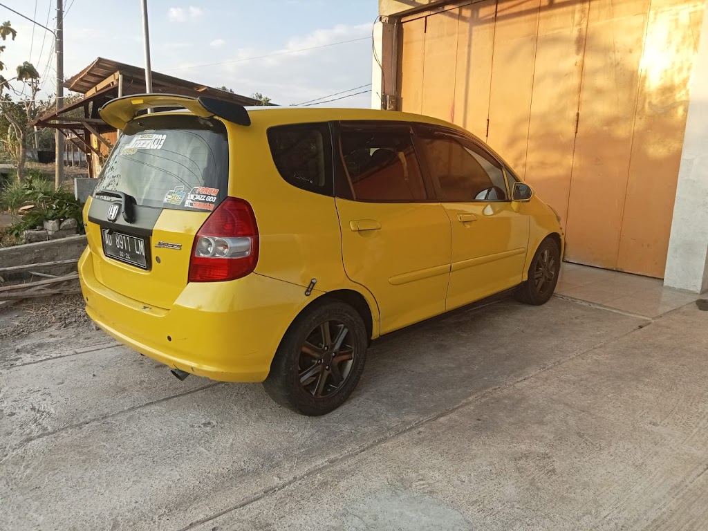 Bengkel cet mobil