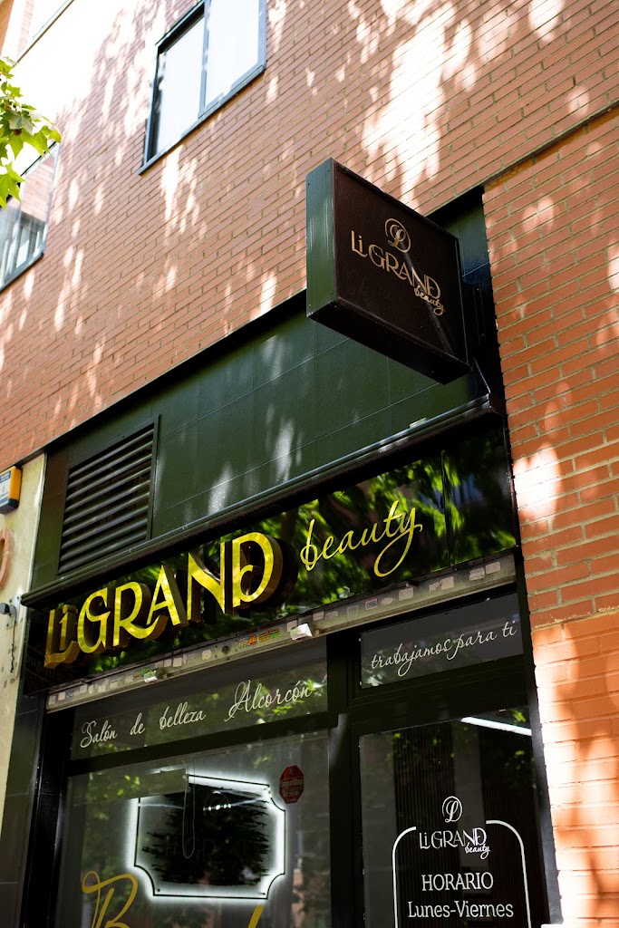 Li GRAND beauty — Exterior