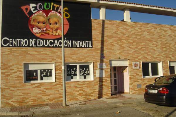 Centro de Educacion Infantil Pequitas — Exterior