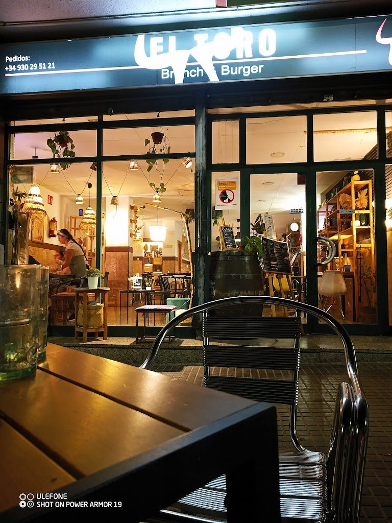 El Toro Brunch & Burger
