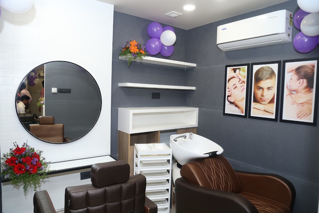 Naturals Salon