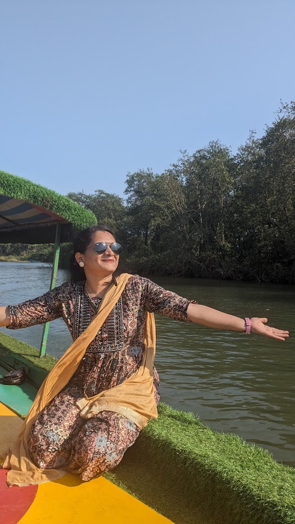 Poorvi Beauty Parlour And Training Centre