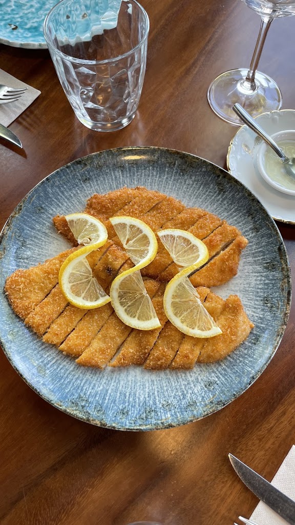 Lidu garden — Comida y bebida
