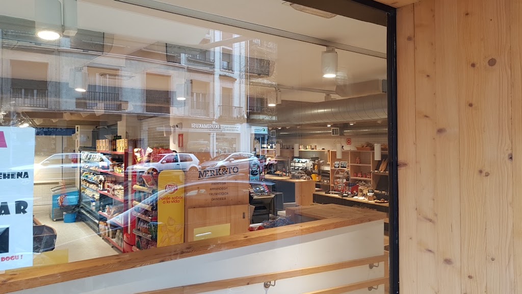 Kafe MerkaTo — Ambiente