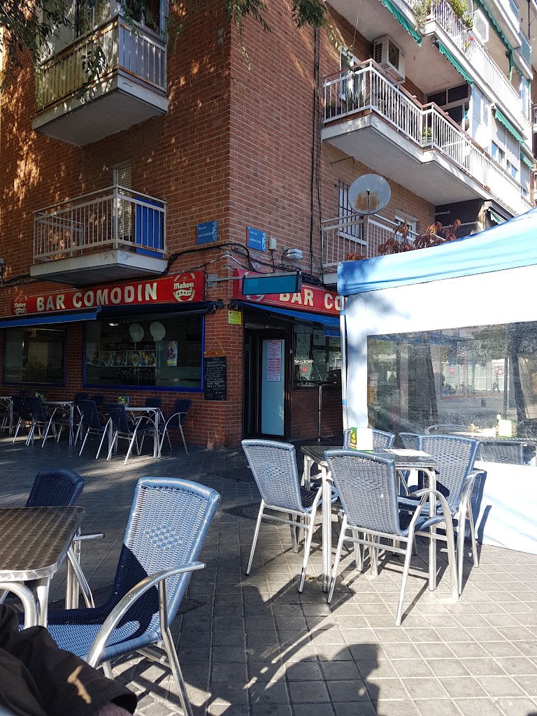Bar Comodin — Ambiente