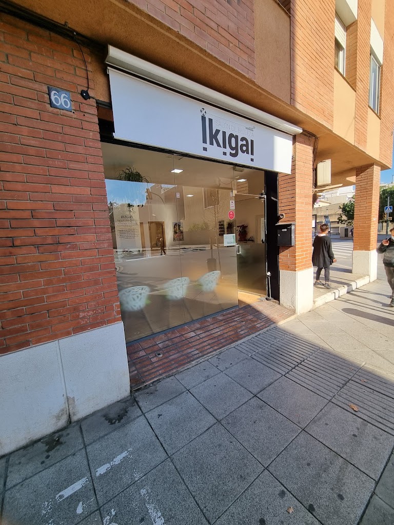 Peluqueria Curly Ikigai — Exterior