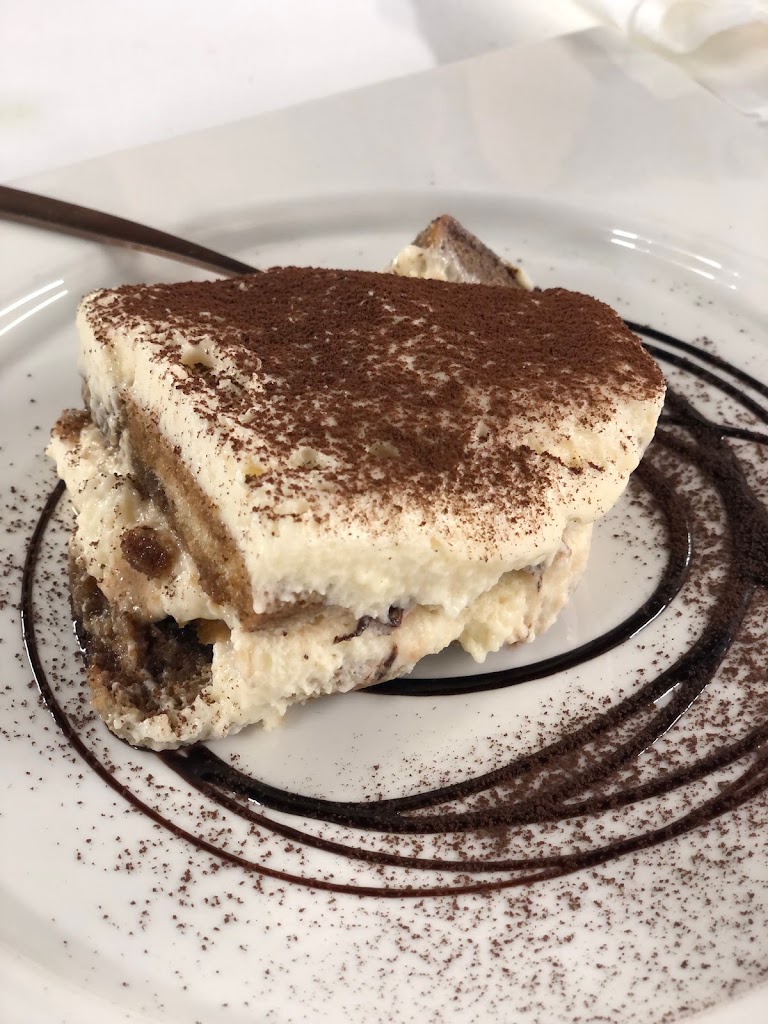 Botella Restaurant — Tiramisu