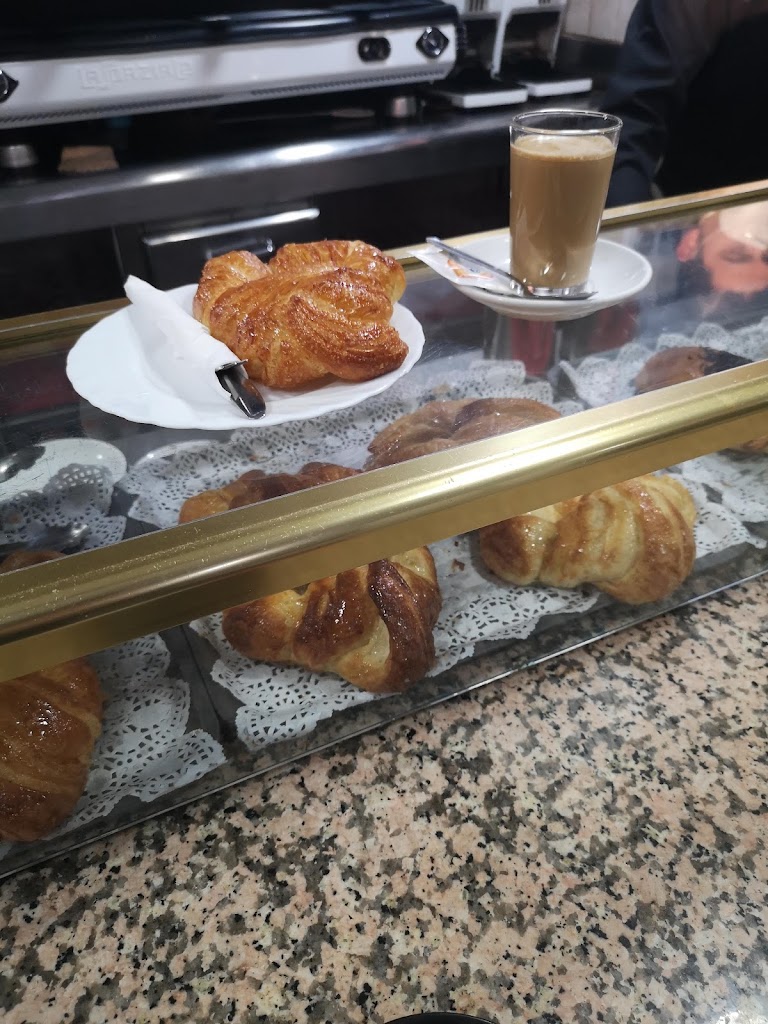 Cafeteria Restaurante Esmeralda — Cafe