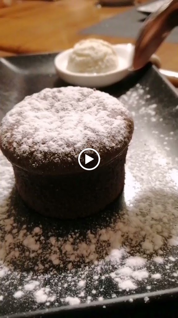 Pizzeria La Lluna — Videos