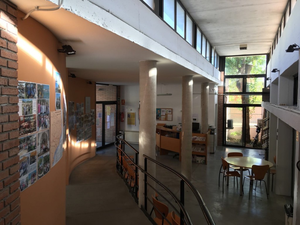 Centro de Formacion de Personas Adultas Ramon Llull