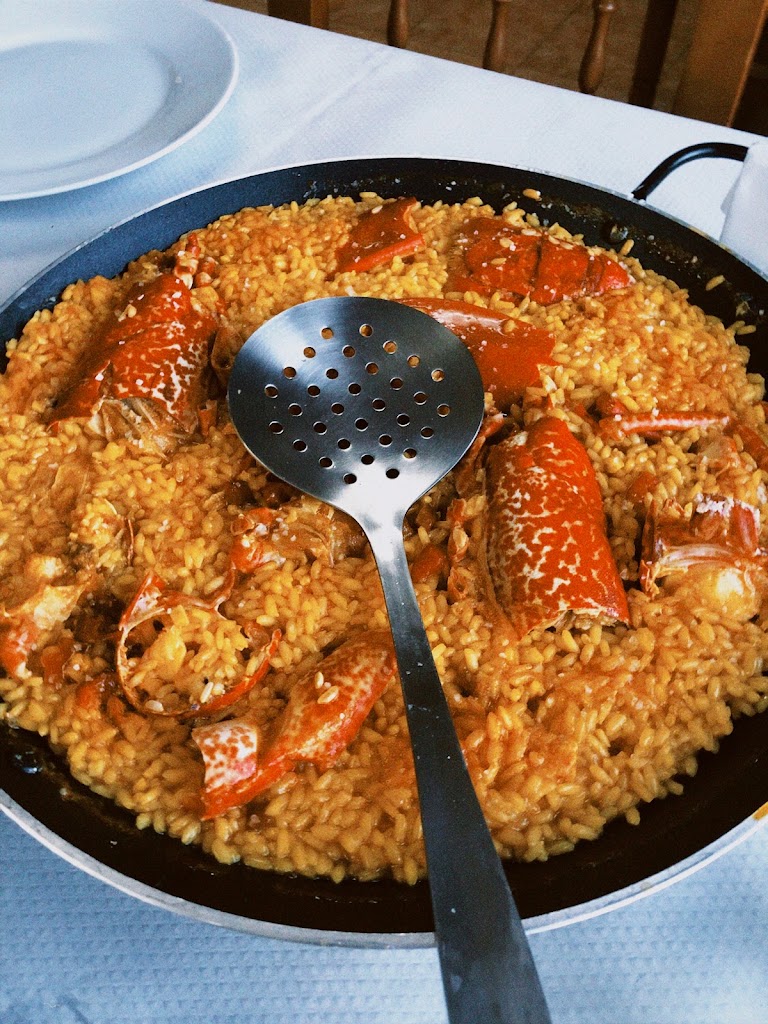 Restaurante o Compadre Dorron — Paella