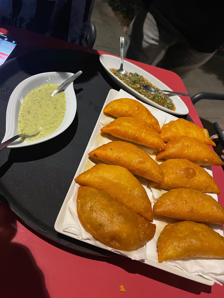 Bar Gasteiz 68 — Comida y bebida