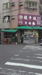 6450d2bbc4d1698e1a0d34d1 的照片