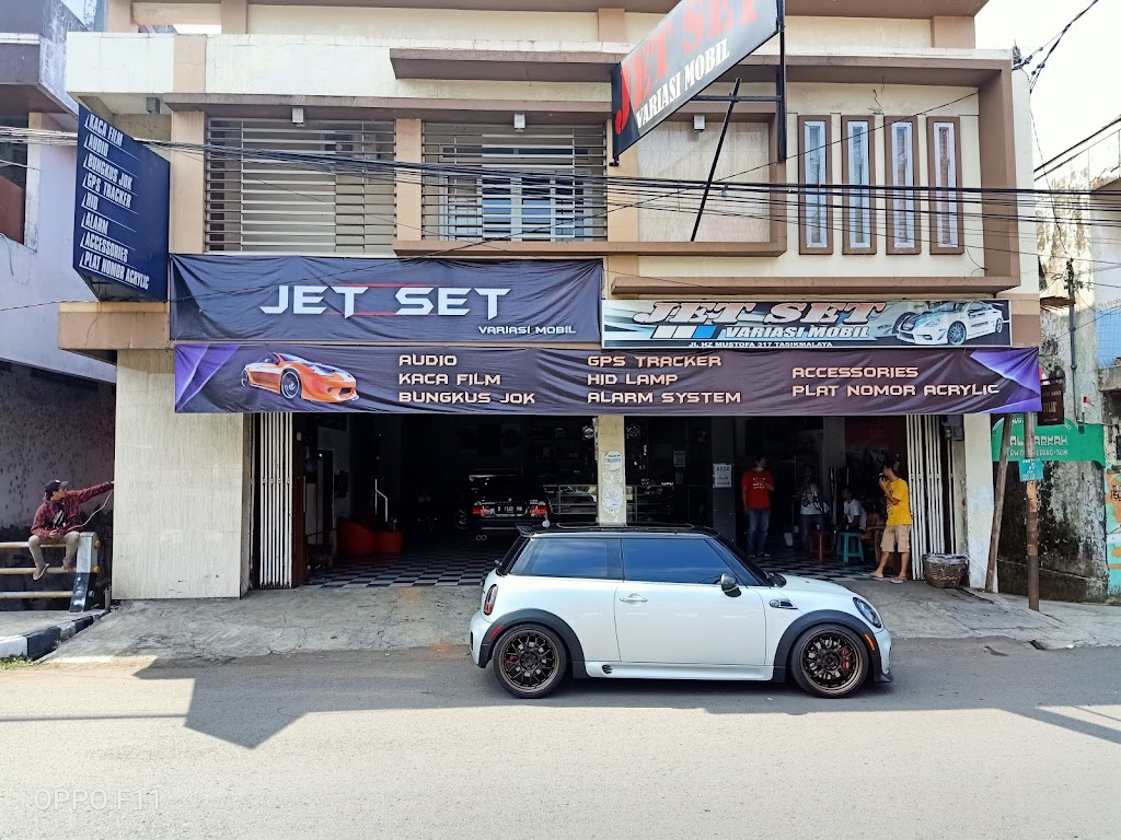 Jet Set Variasi Mobil