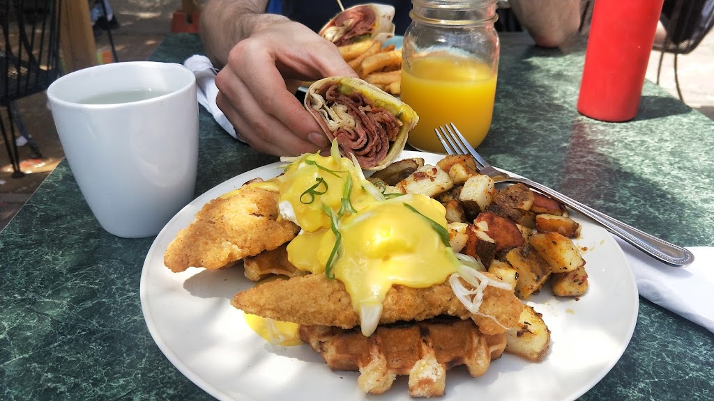Eggs Benedict